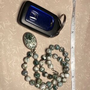 Elegant Green and White Beaded Necklace